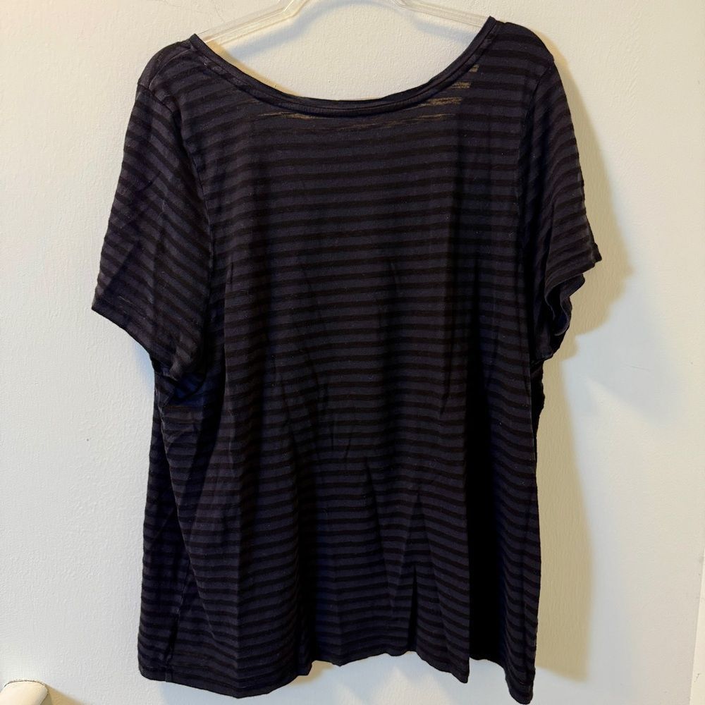 Lane Bryant Black Striped “Amour” T-Shirt Women’s Plus Size 22/24 - Picture 2 of 4